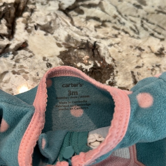 Carter’s Pair of fleece footie PJs - Picture 5 of 7